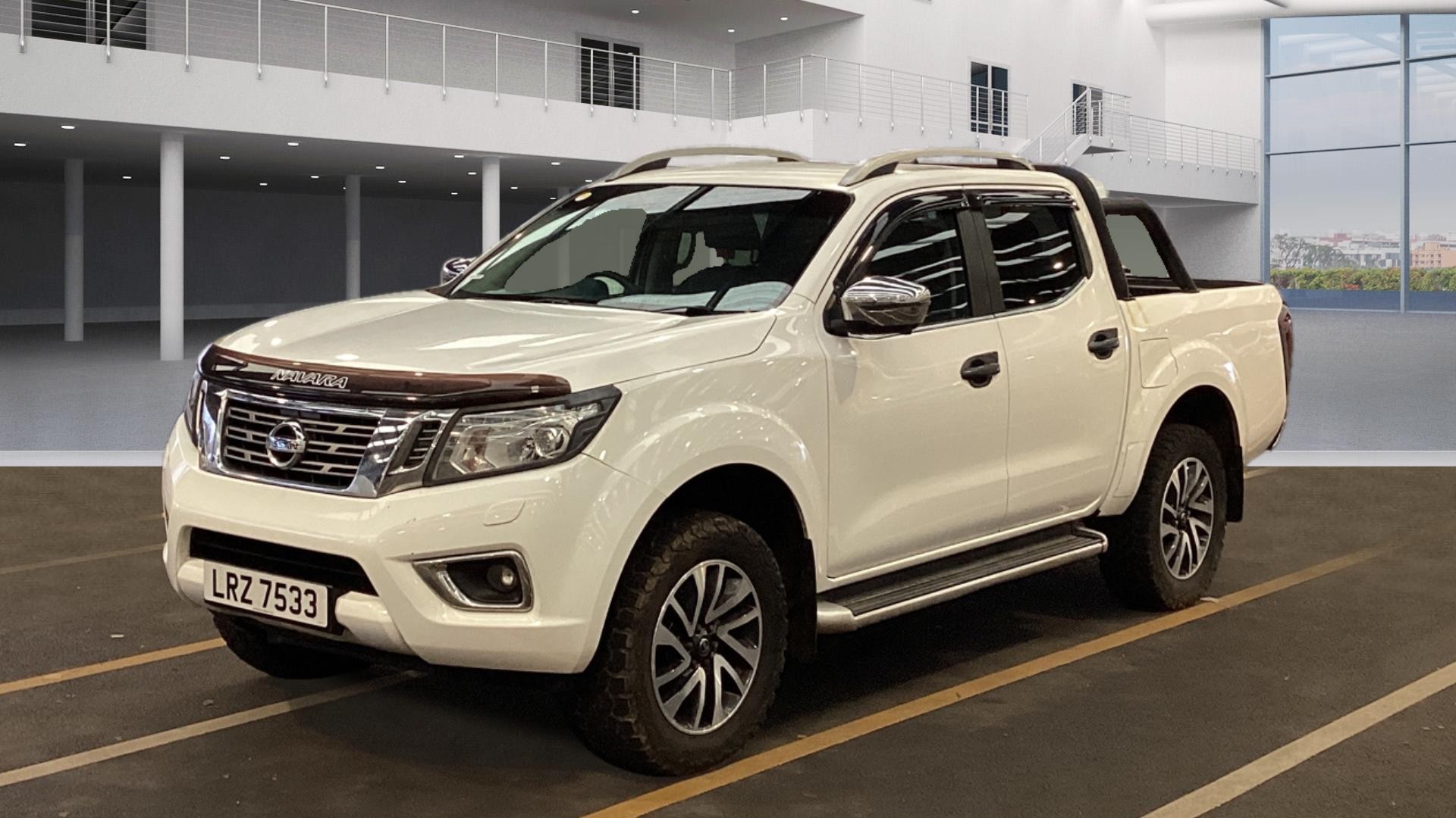 NISSAN Navara